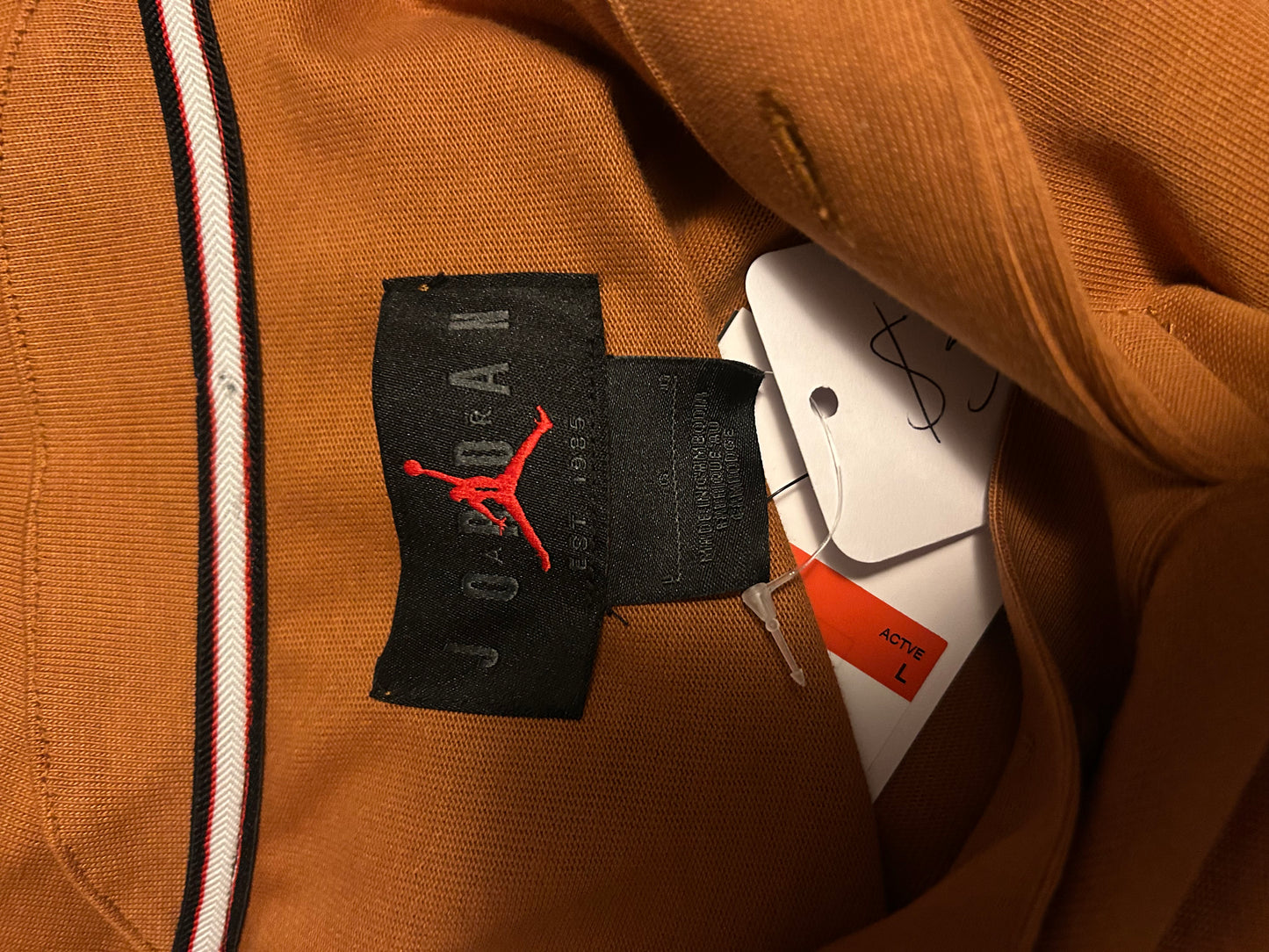 Jordan Long-Sleeve L