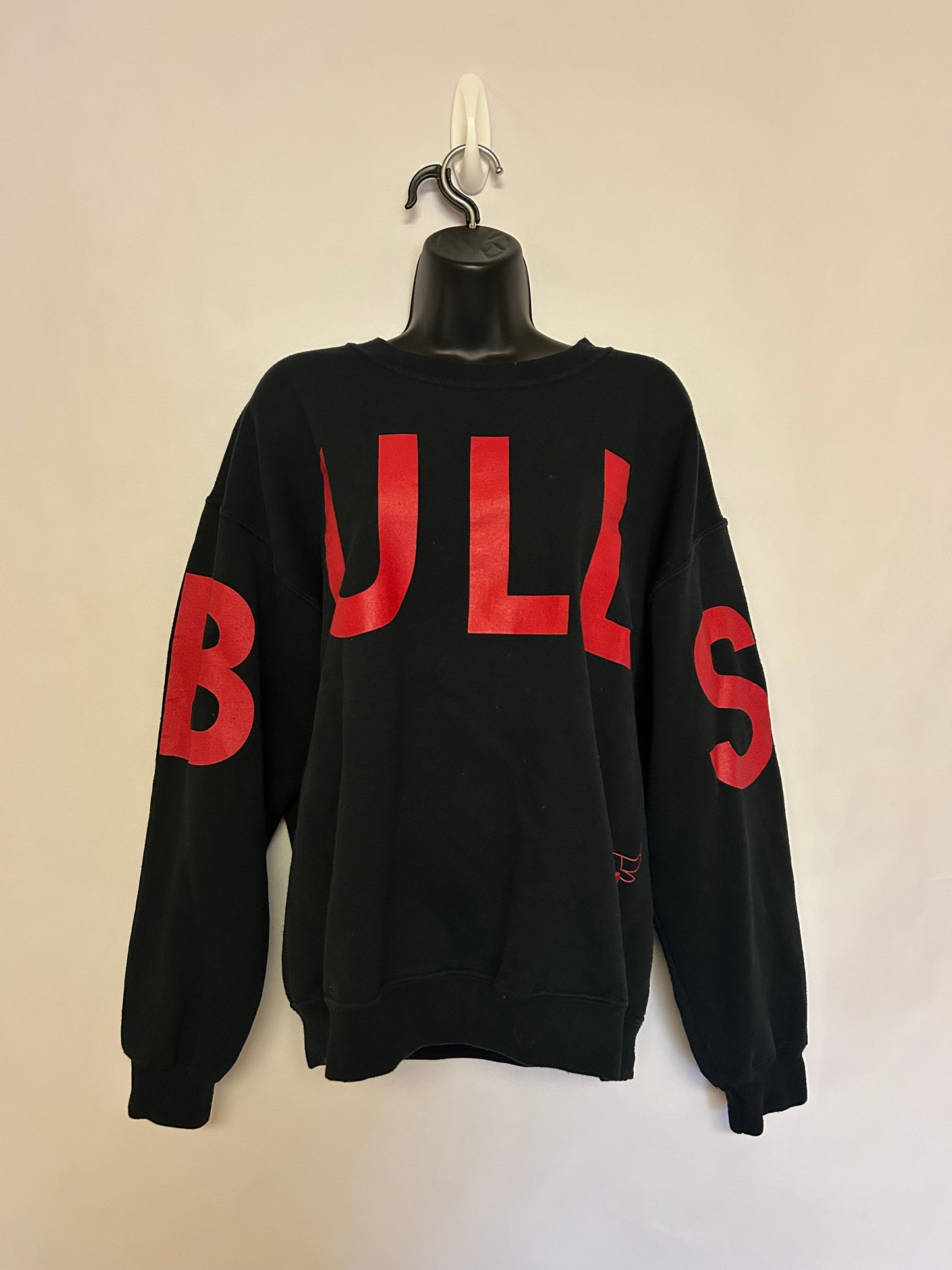 Bulls Black Sweatshirt L