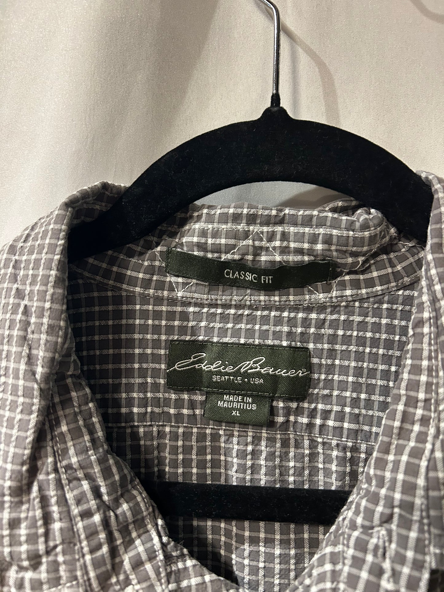 Eddie Bauer Button Up XL