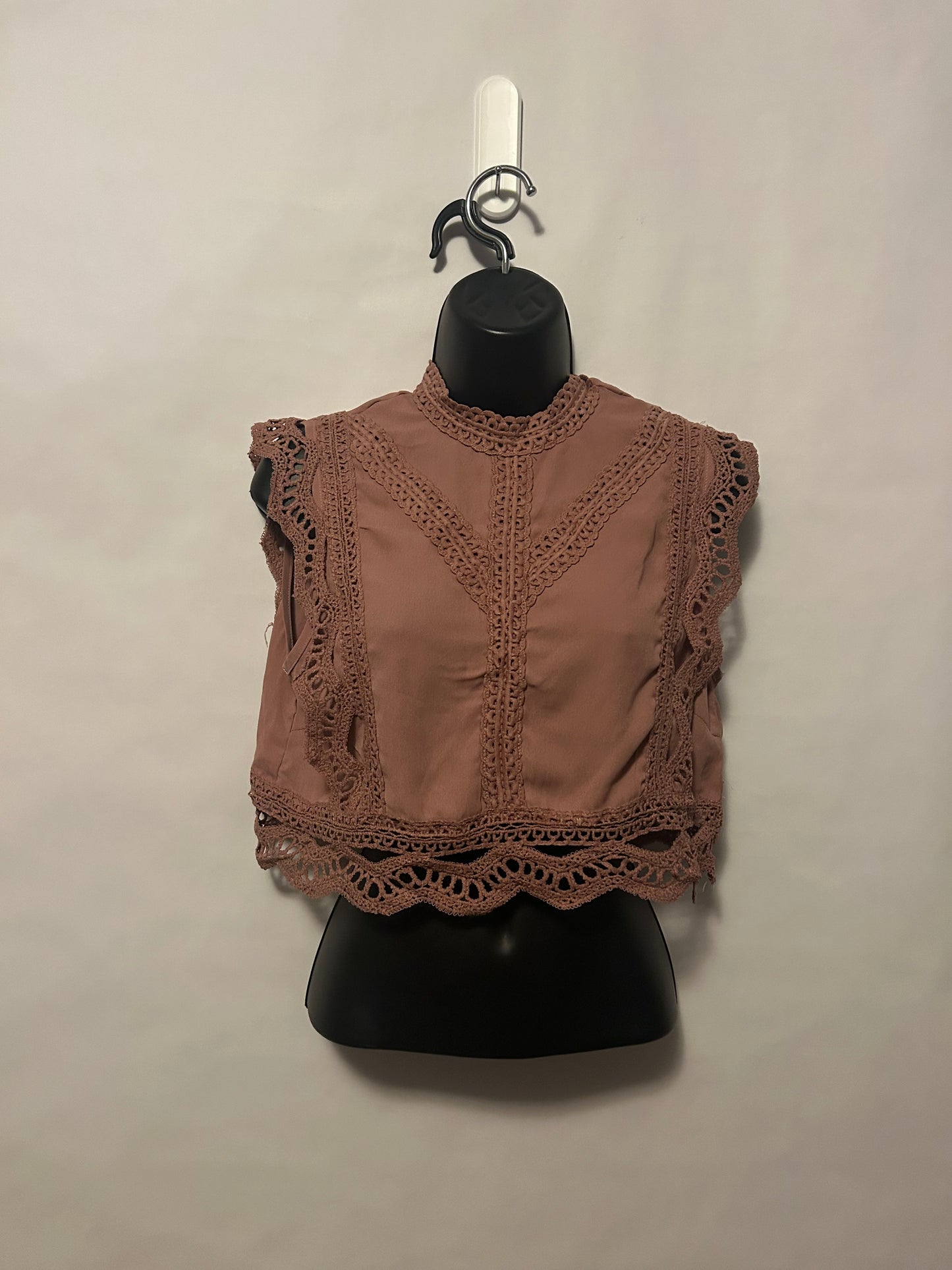 Mauve Lace Crop Tank S/M