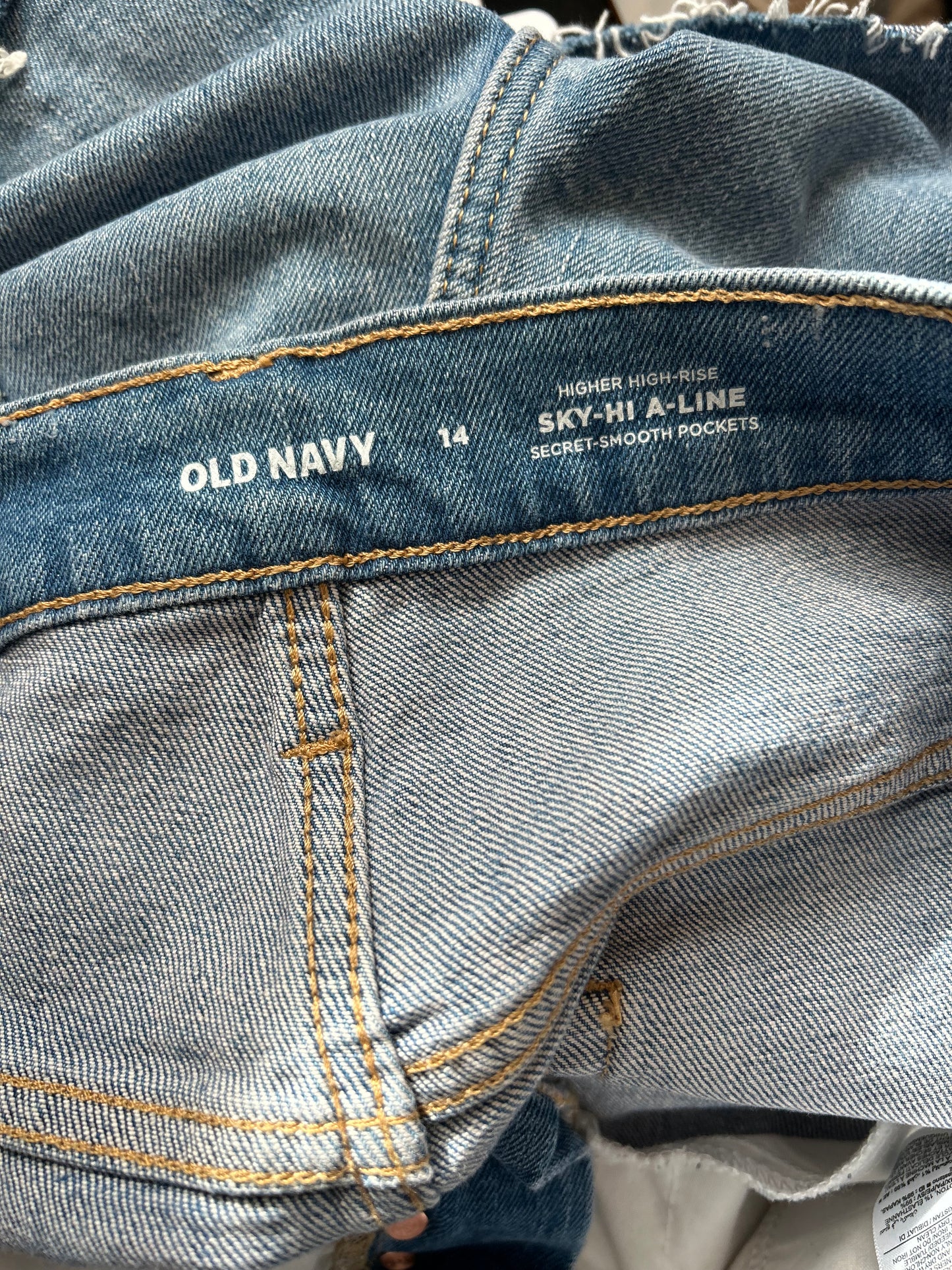 Old Navy Jean Shorts 14