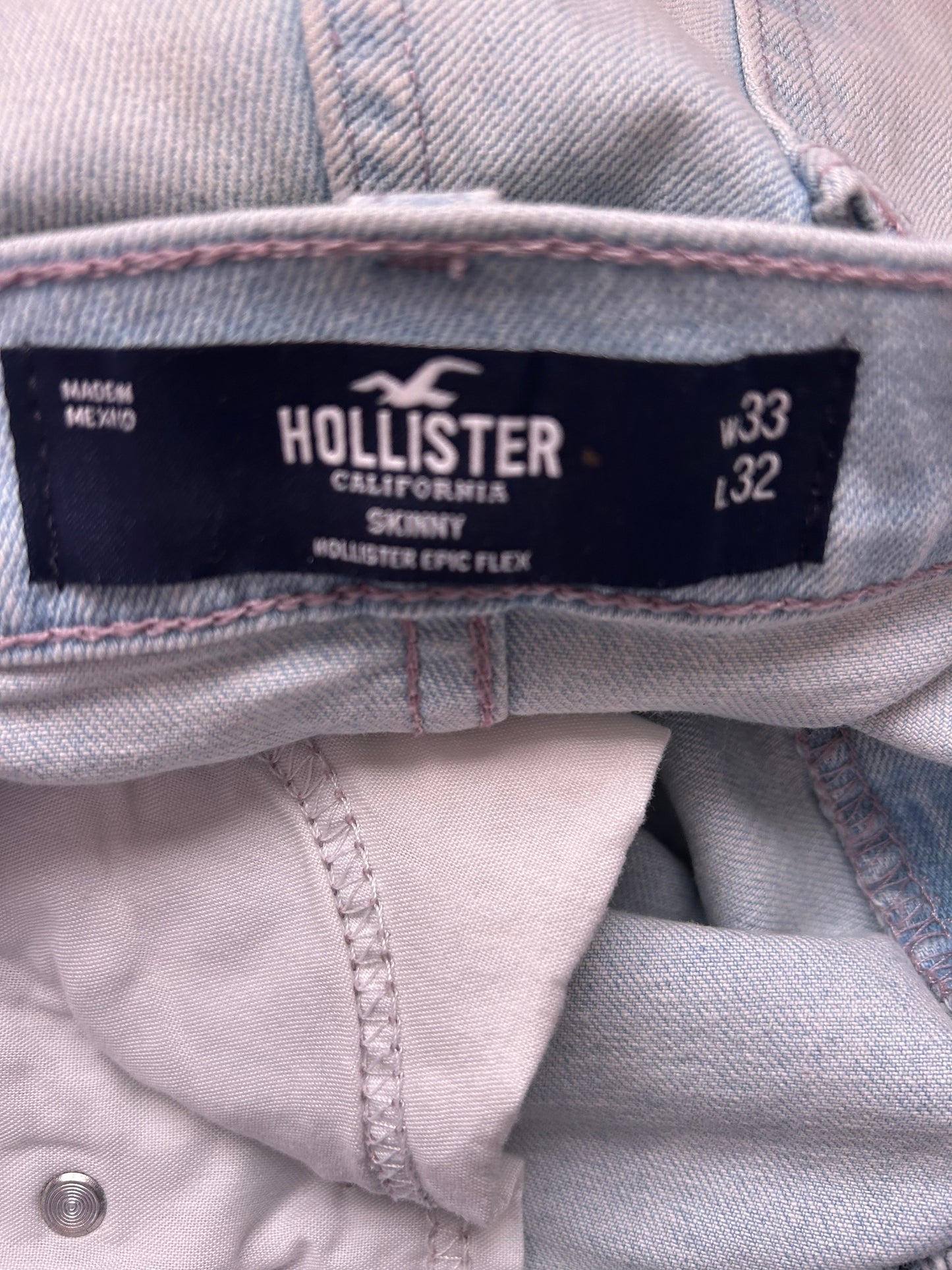 Hollister Light Wash Jeans 33 x 32