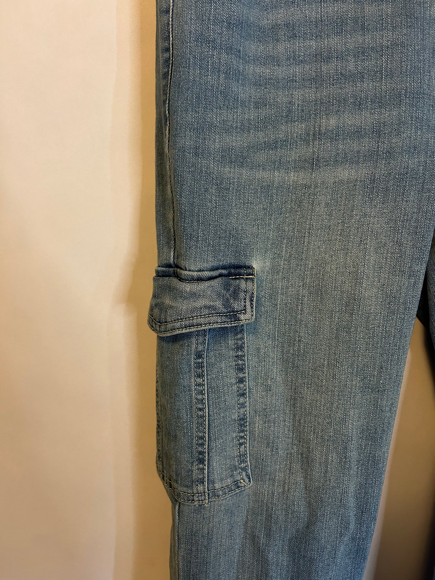 D. Jeans 4