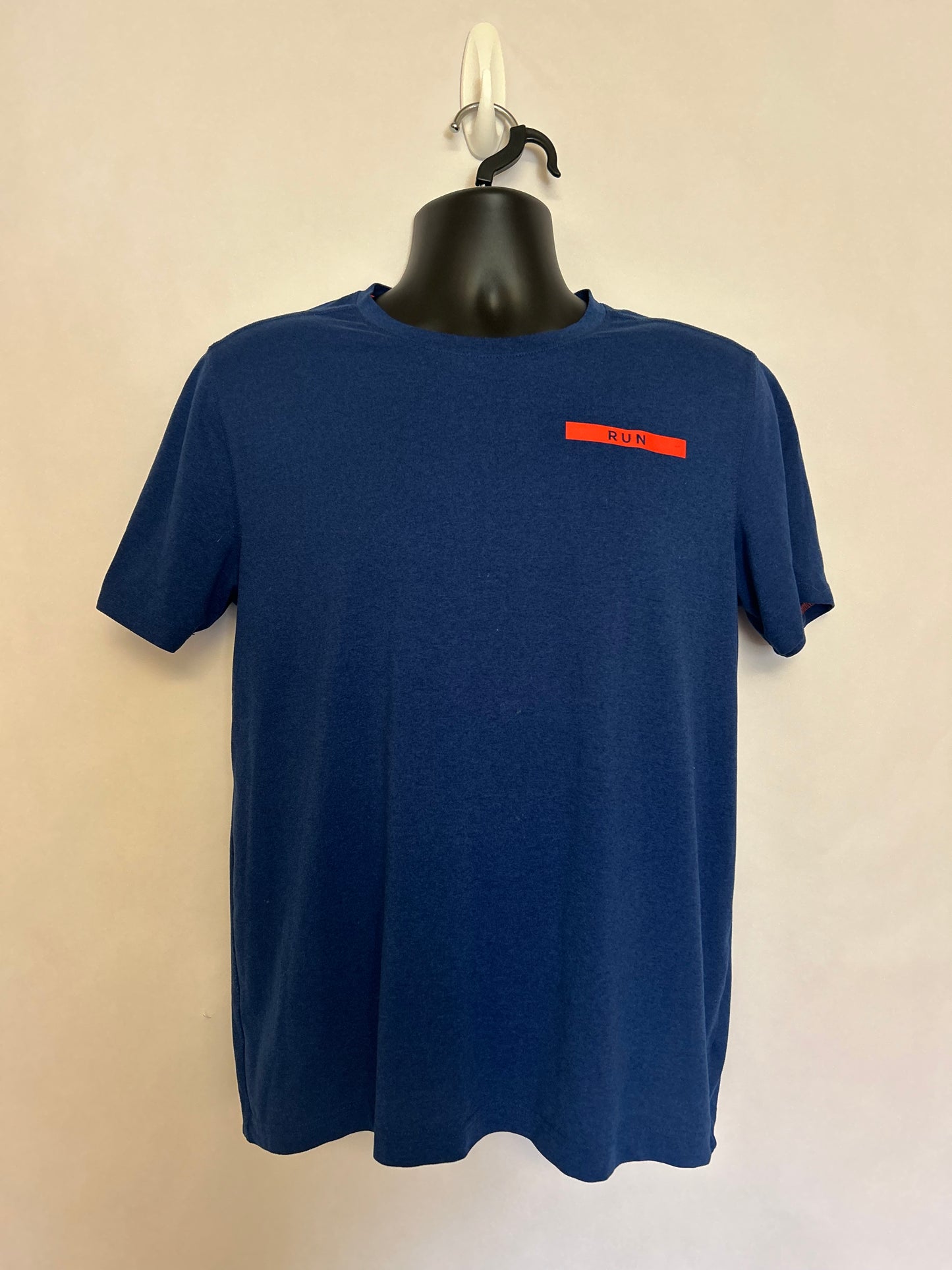 Old Navy Active T-Shirt M