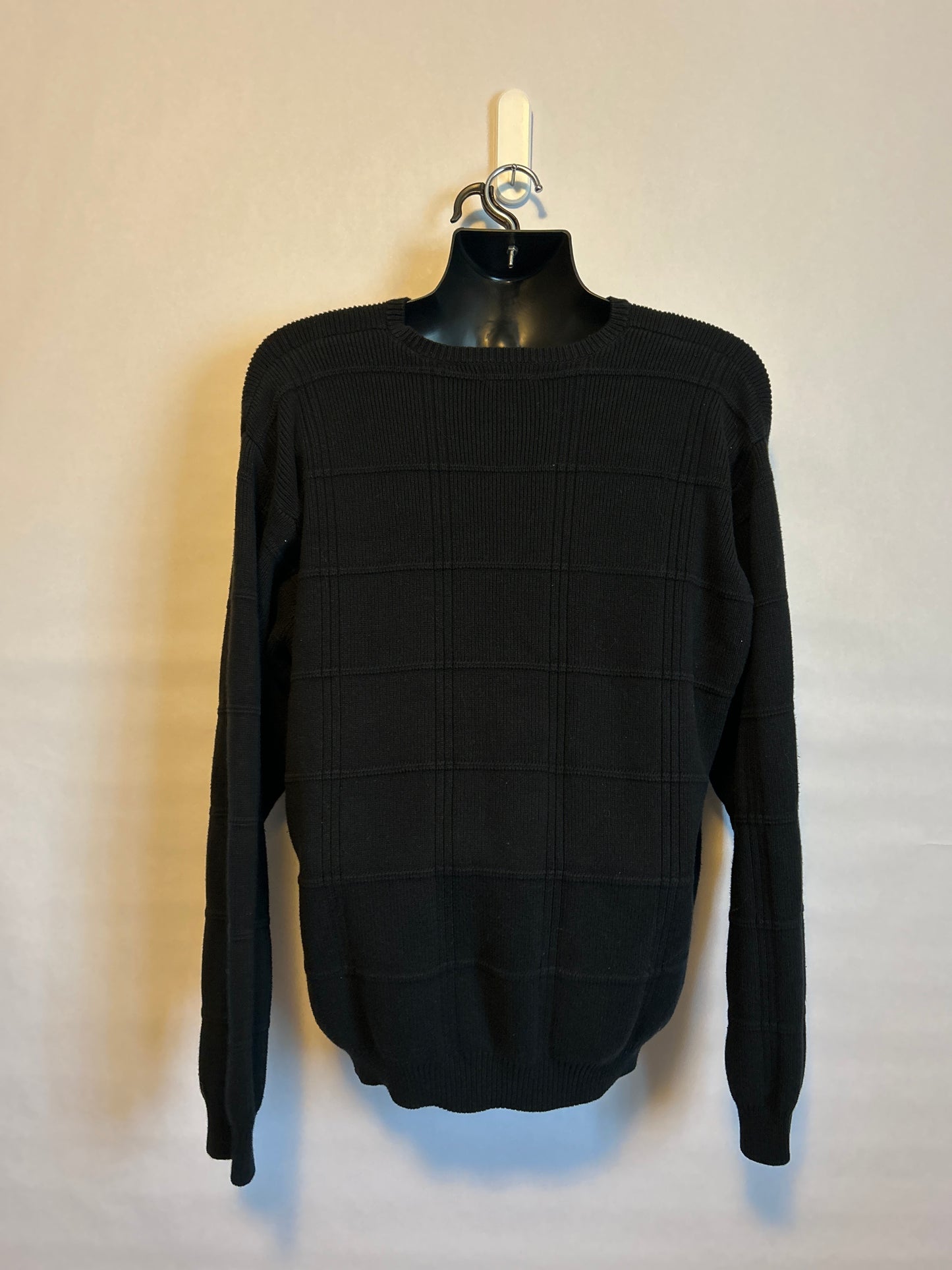 Van Heusen Black Sweater L