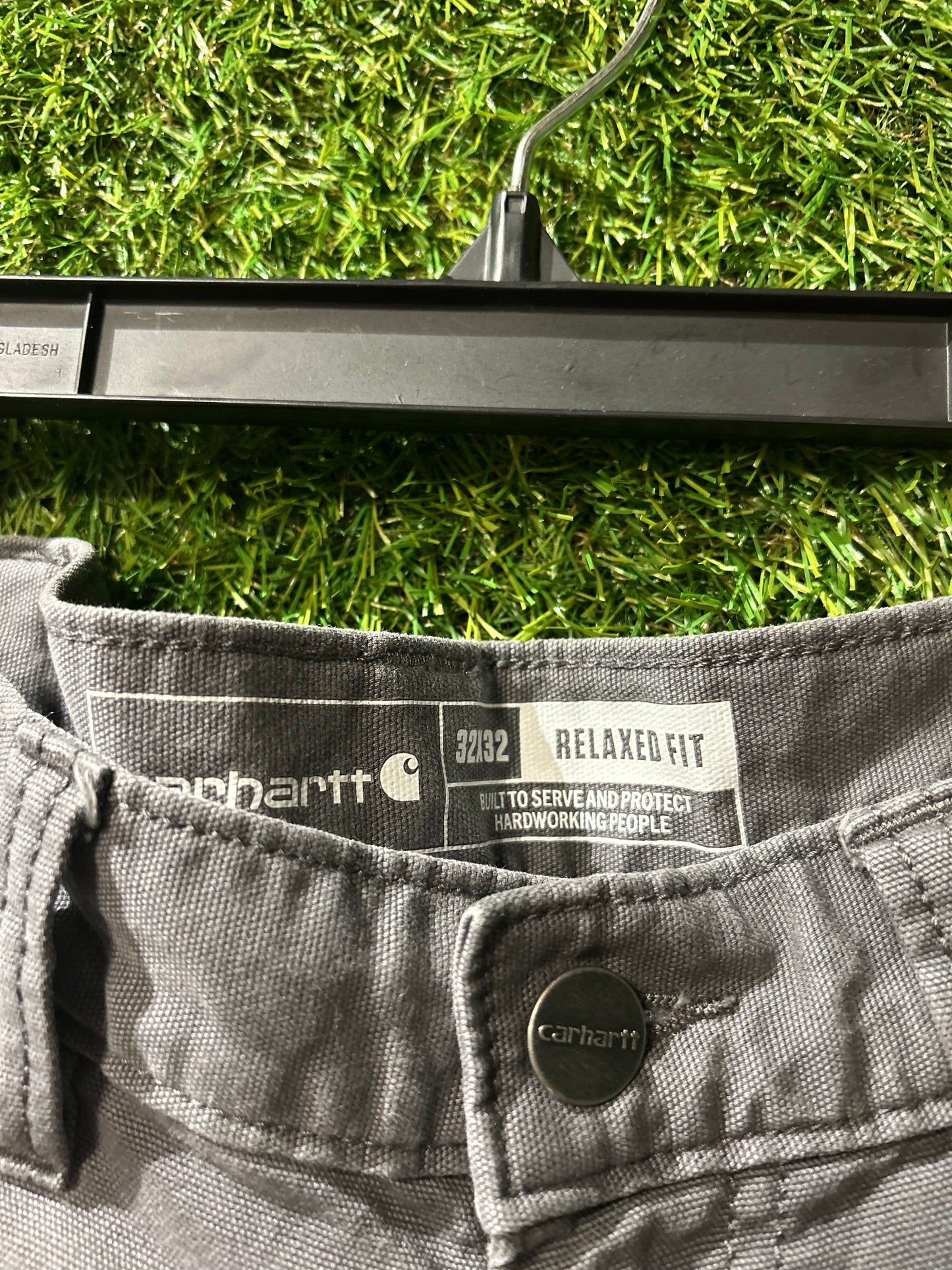 Grey Carhartts Relaxed Fit 32 x 32