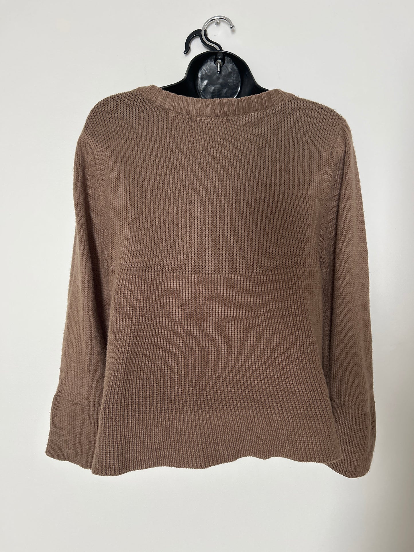 Linda Matthews Brown Sweater M