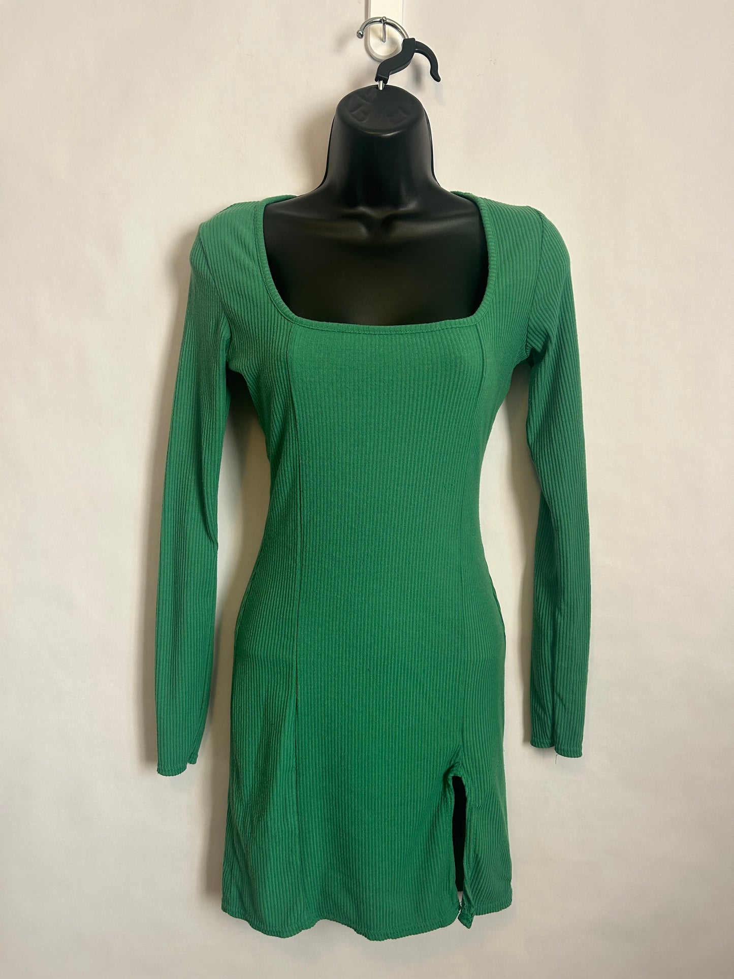 PrettyLittleThing Green Ribbed Dress 6