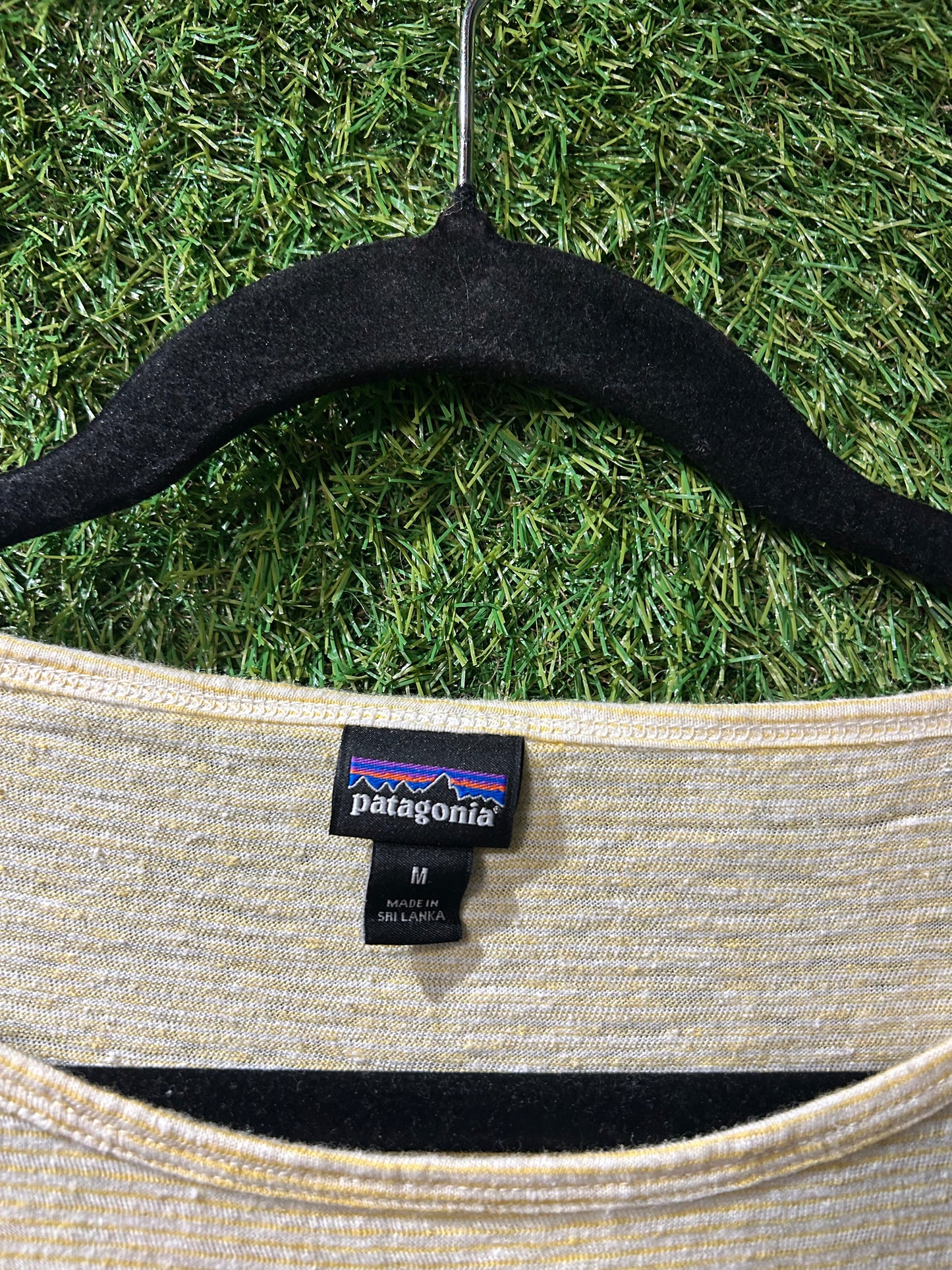 Patagonia Yellow & White T-Shirt M