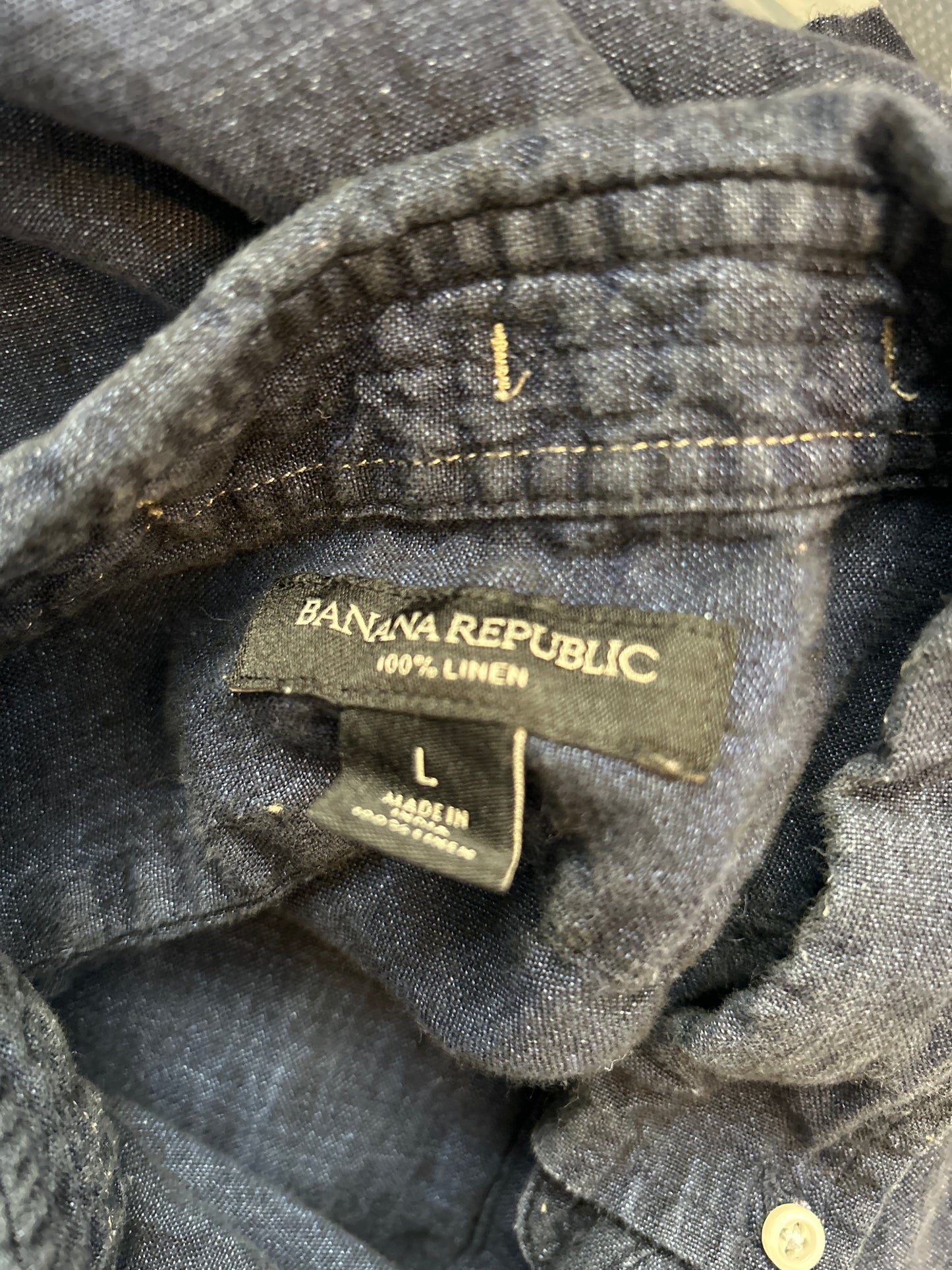 Banana Republic Denim Short Sleeve Button Up L