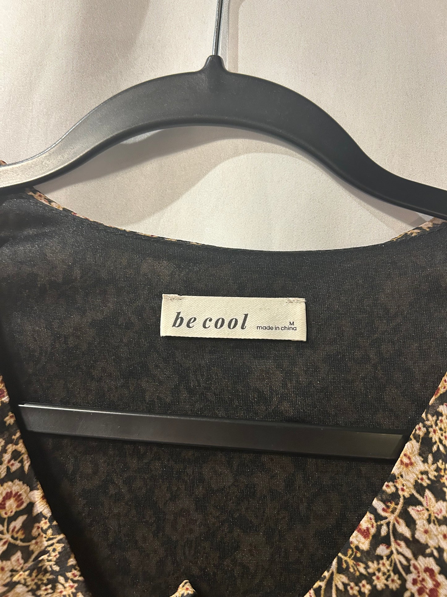 be cool Dress M