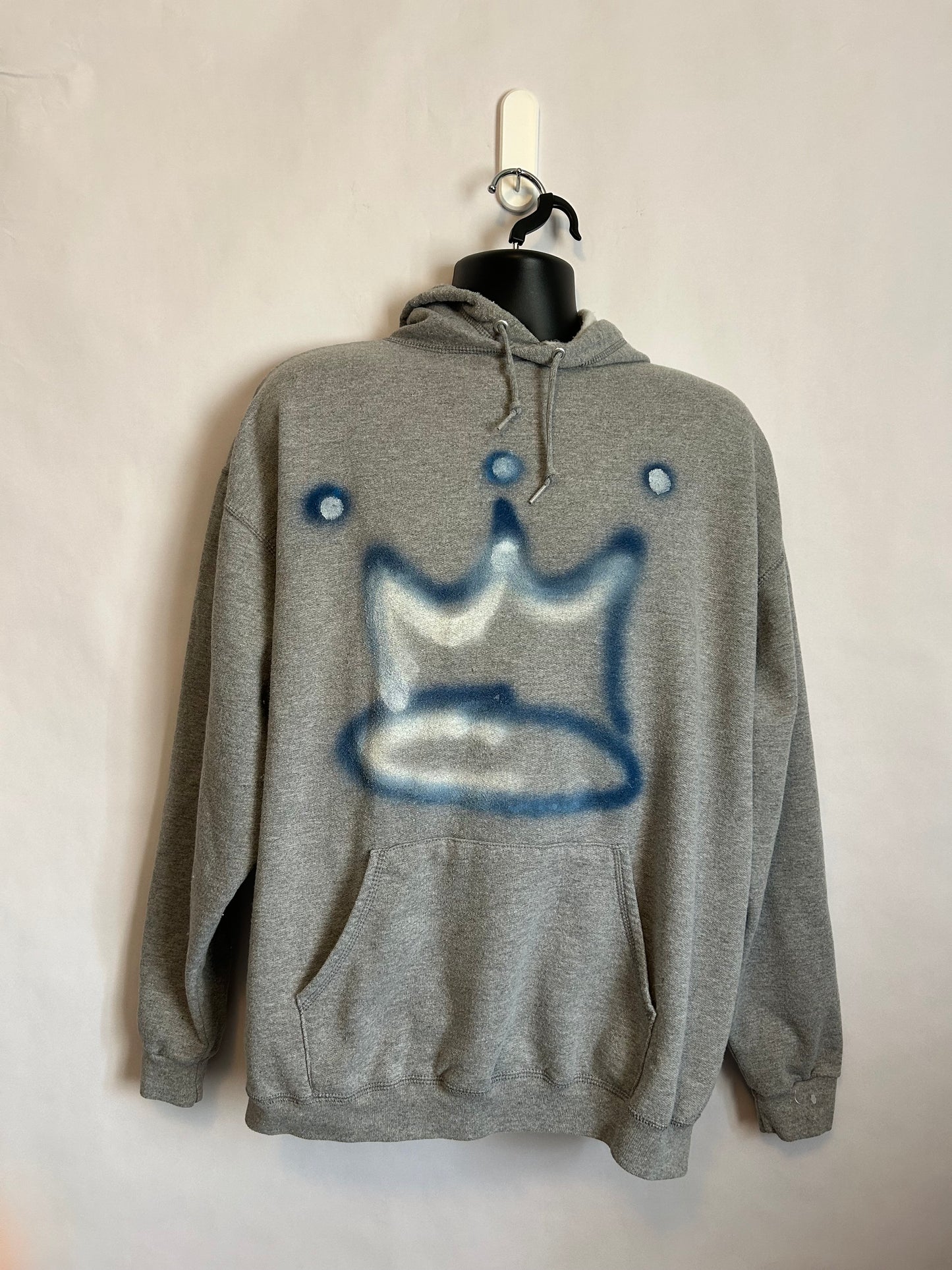 Crown Sweatshirt XL