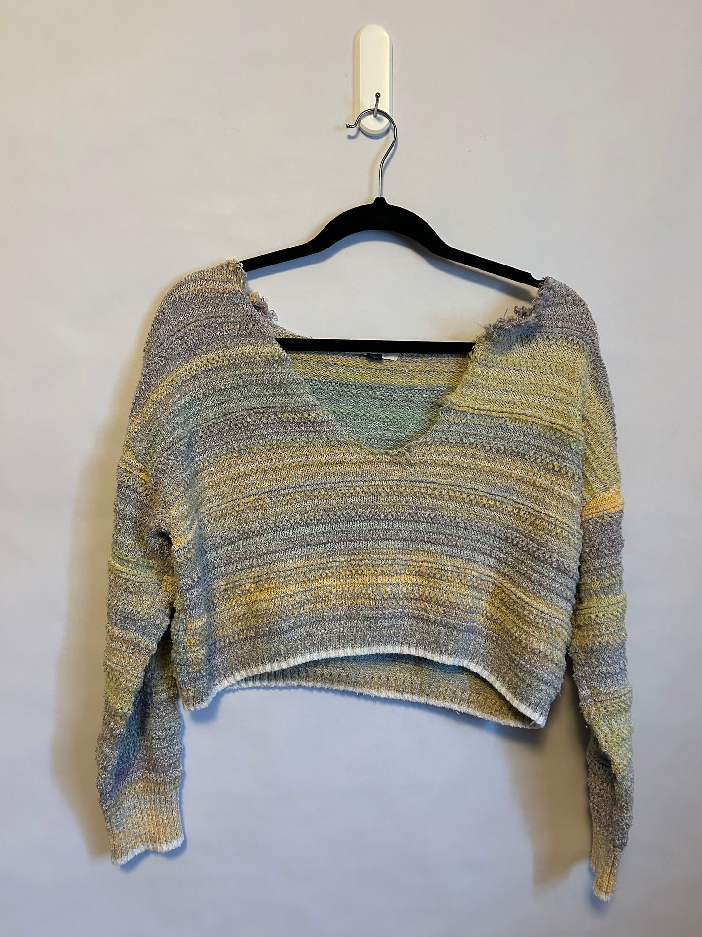 Universal Thread Crop Sweater S