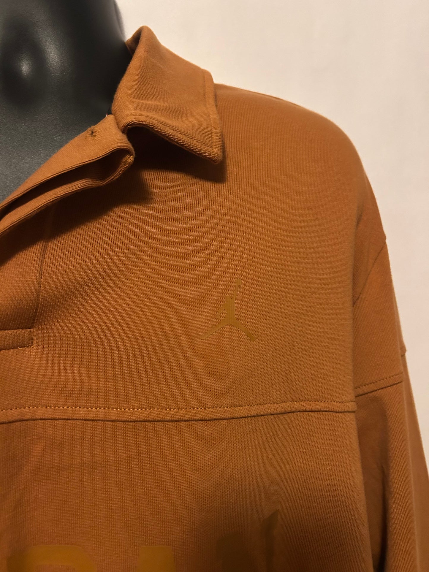 Jordan Long-Sleeve L