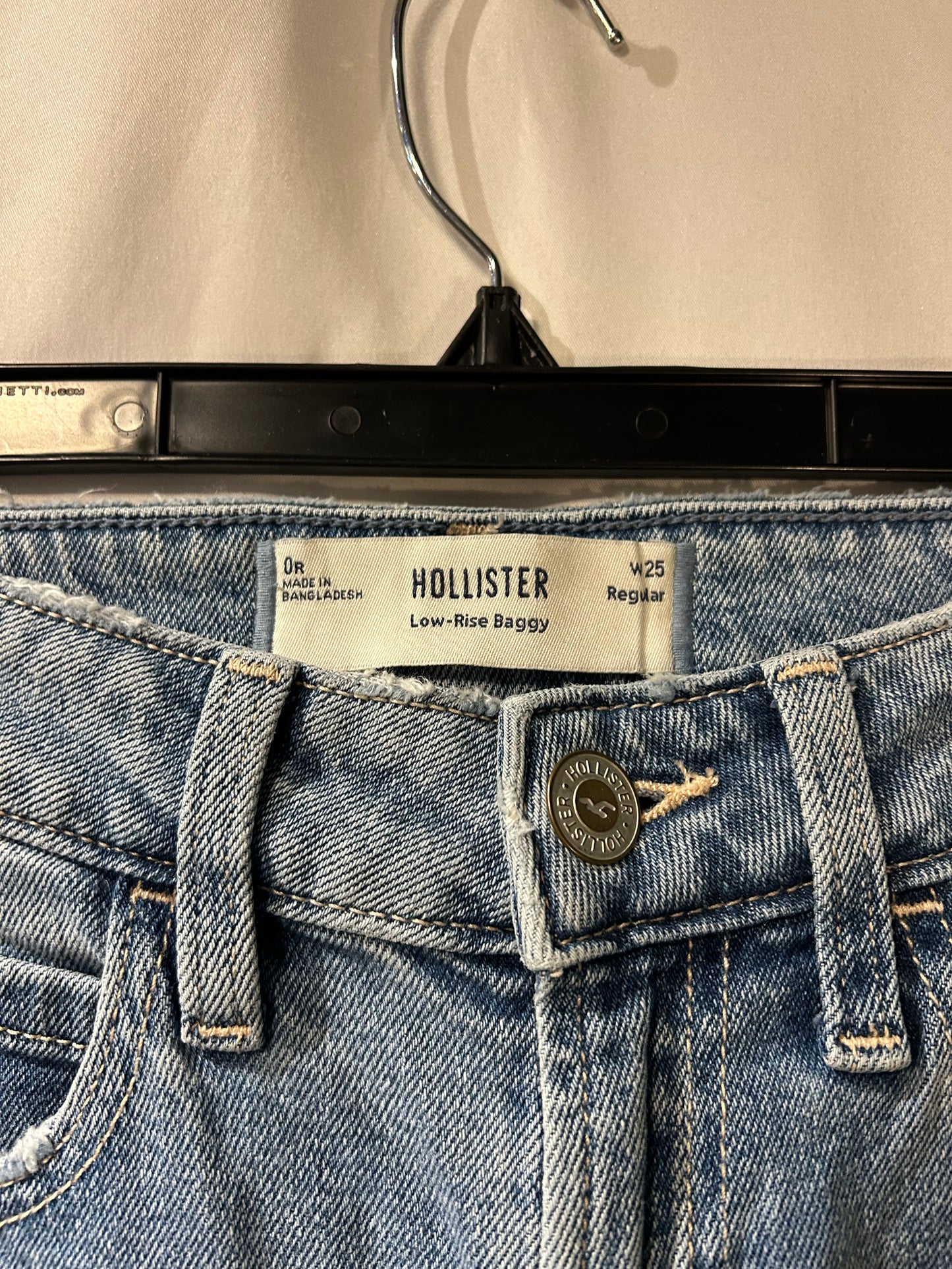 Hollister Low Rise Baggy Jeans with Bow Detail 0