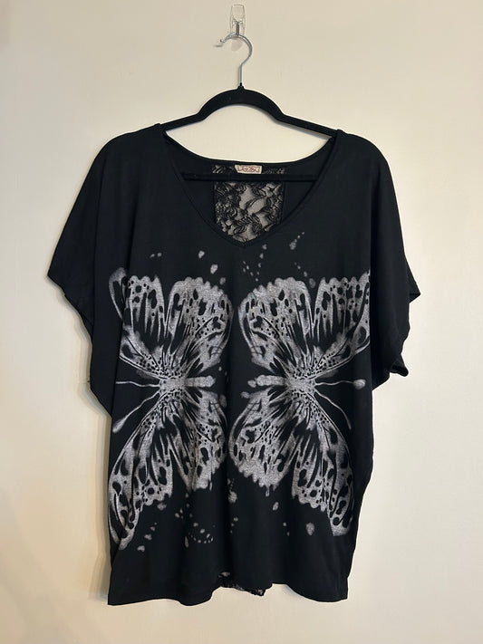 Ever Blue Symmetric Butterfly Batwing Style Black Shirt L