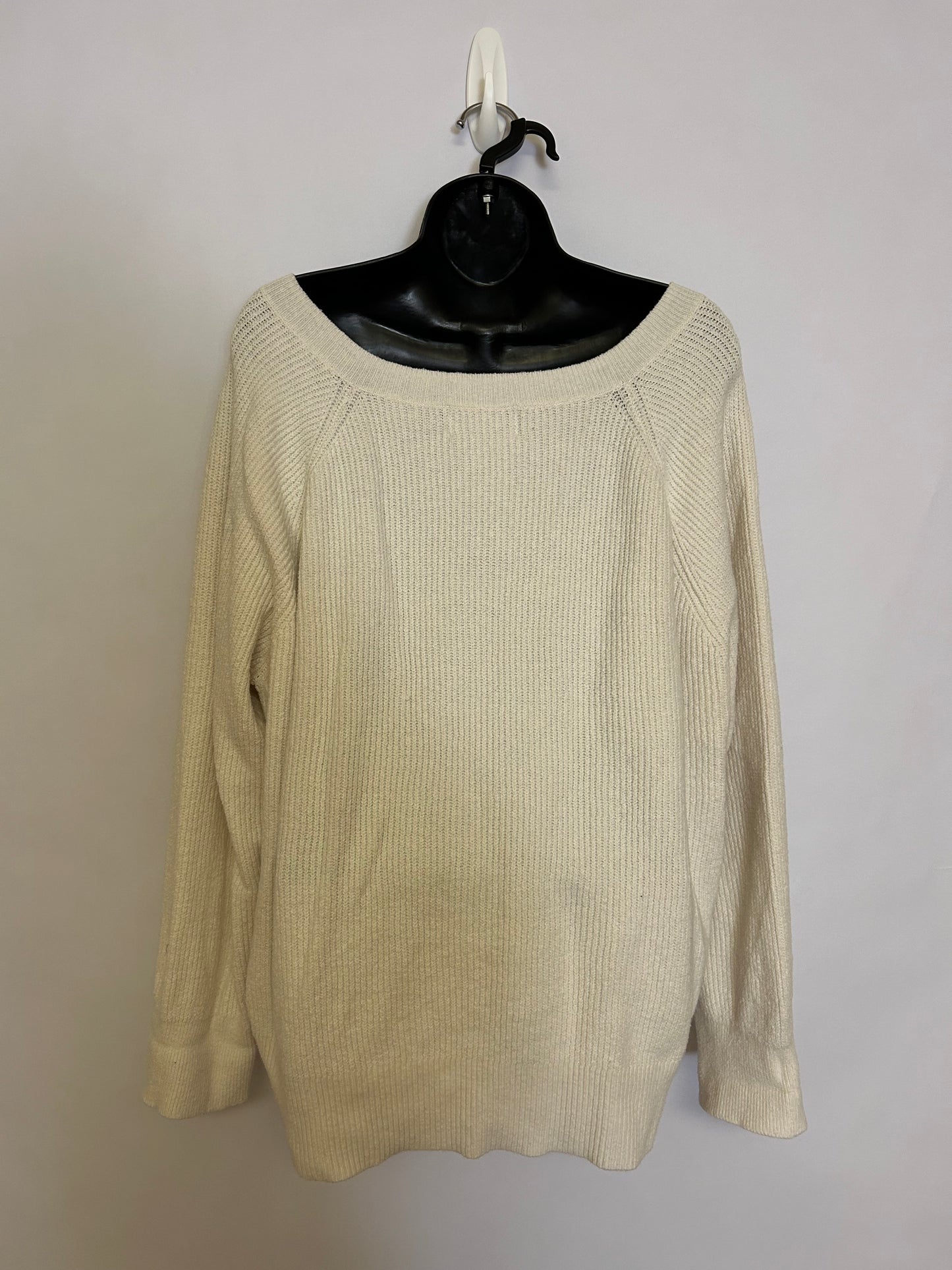 Old Navy Cream Sweater XL