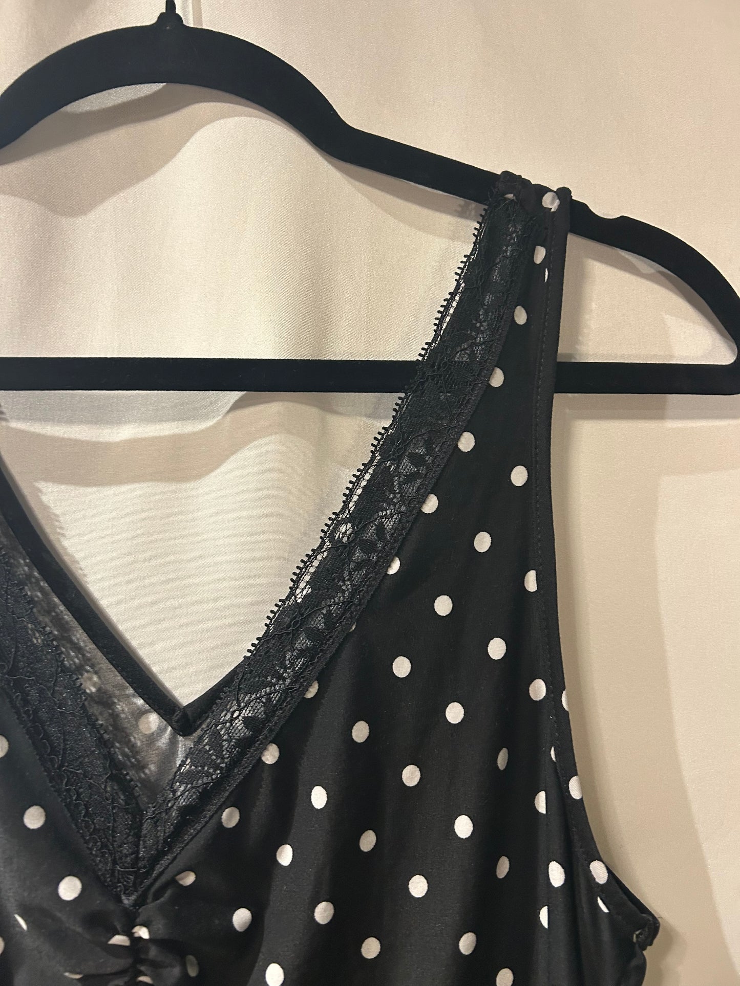 Gillian & O’Malley Polka Dot & Lace Dress M