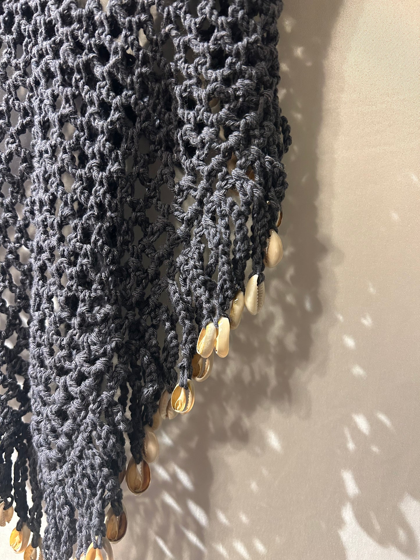 Island Planet Crochet Shell Top M