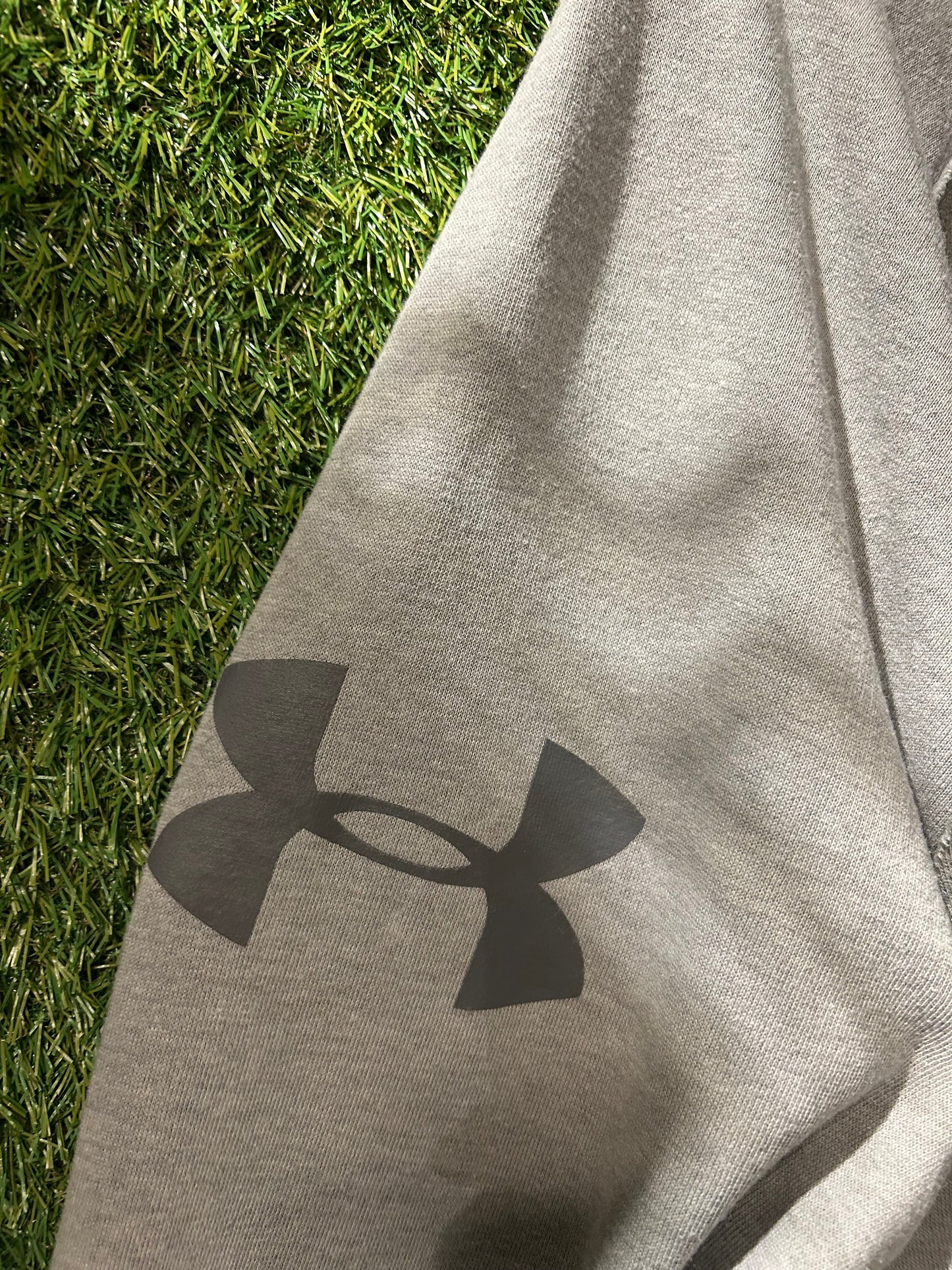 Under Armour Grey Sweatshirt 2XL