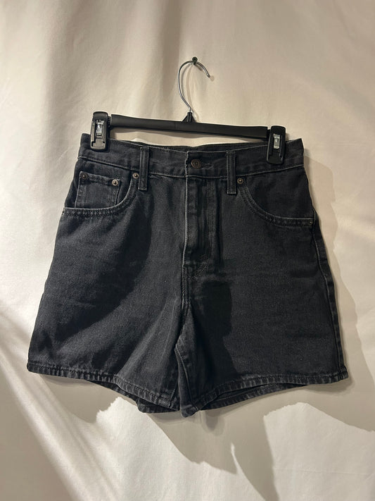 Levi Black Cinch Shorts 25
