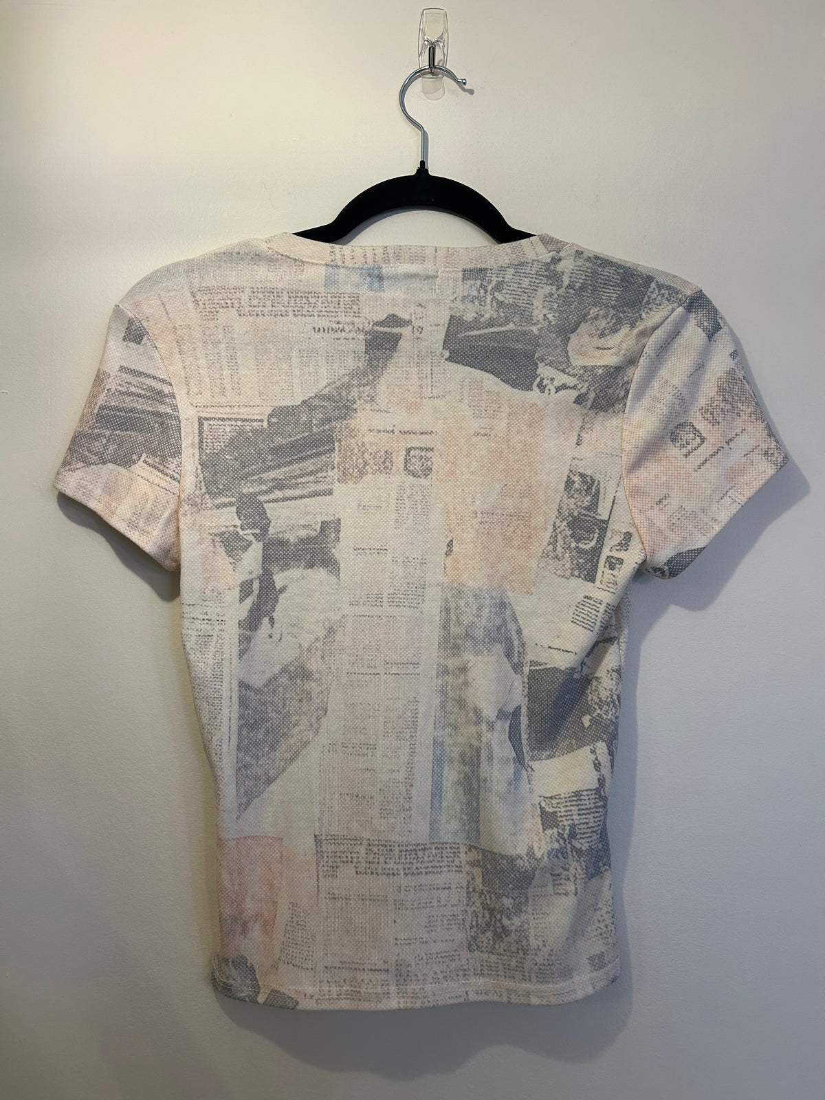 Your Favorite by Pacsun Y2K Newspaper Print T-Shirt M