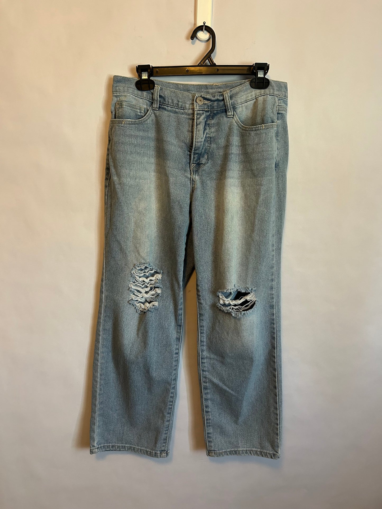 Wallflower Ripped Jeans 7