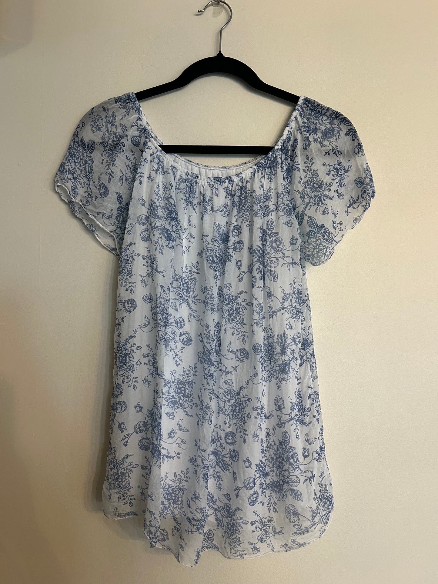 Luisa Ricci Light Blue and White Floral Flowy Top S