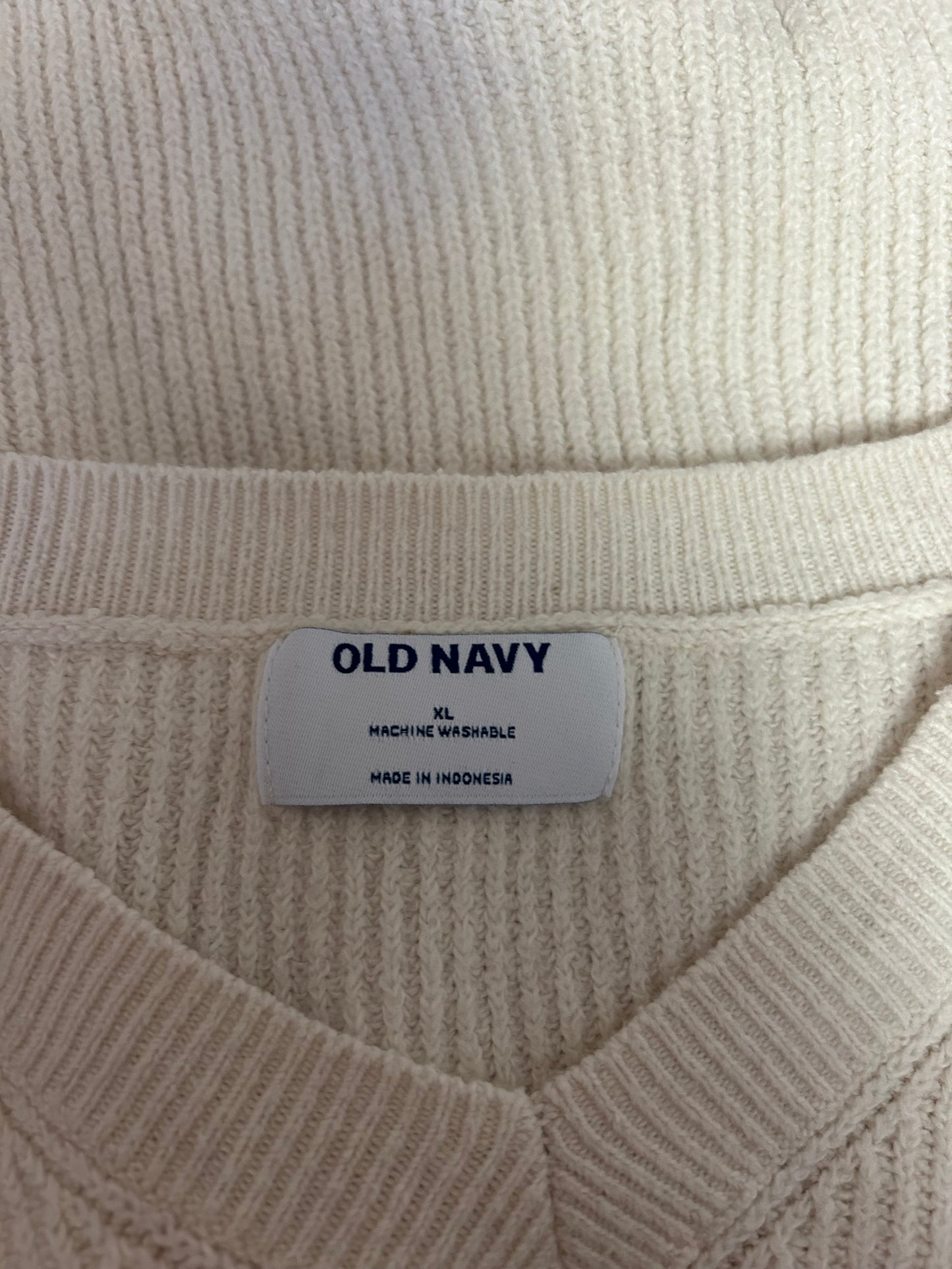 Old Navy Cream Sweater XL