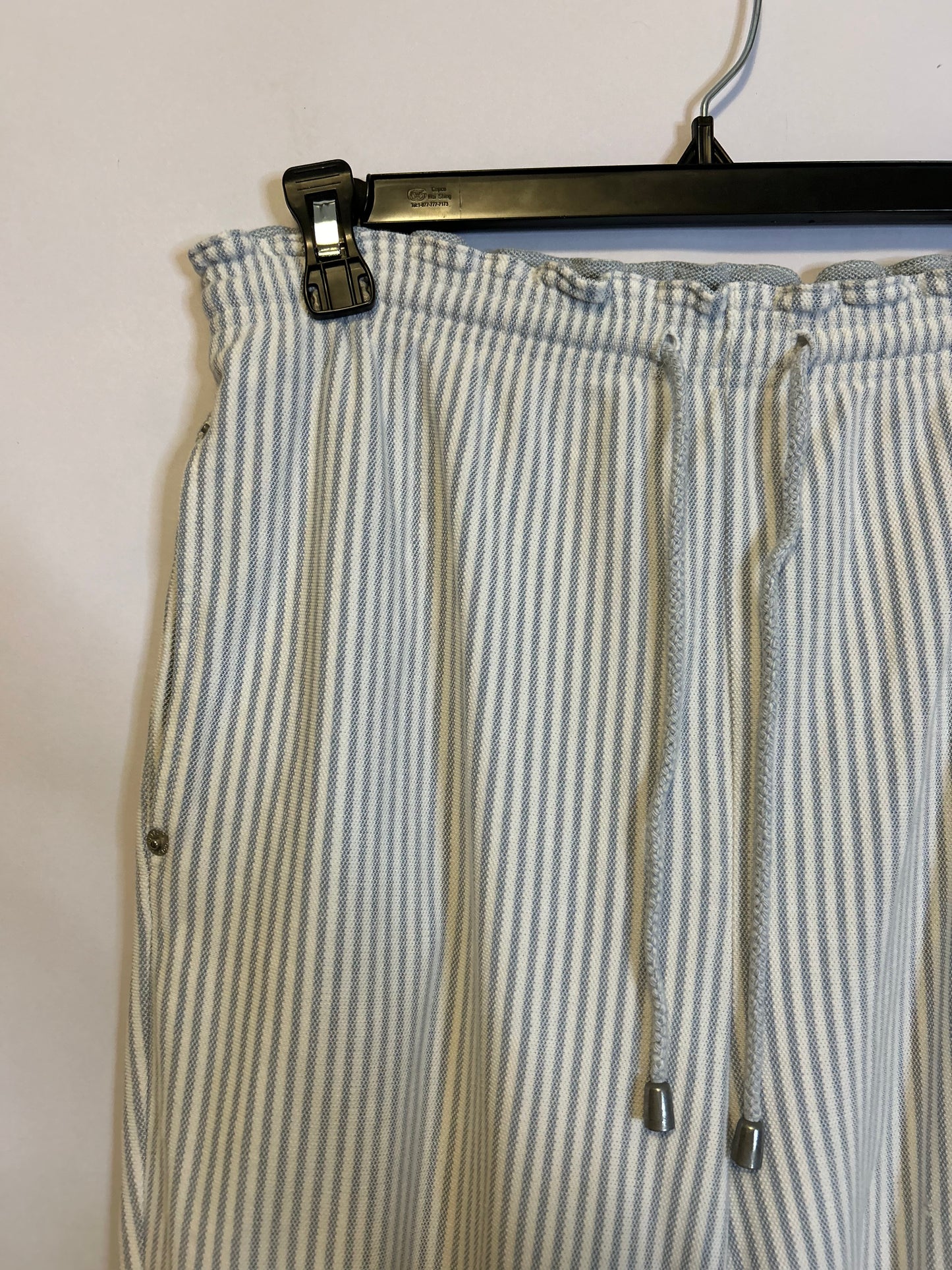 Liz Claiborne Blue & White Striped Pants M