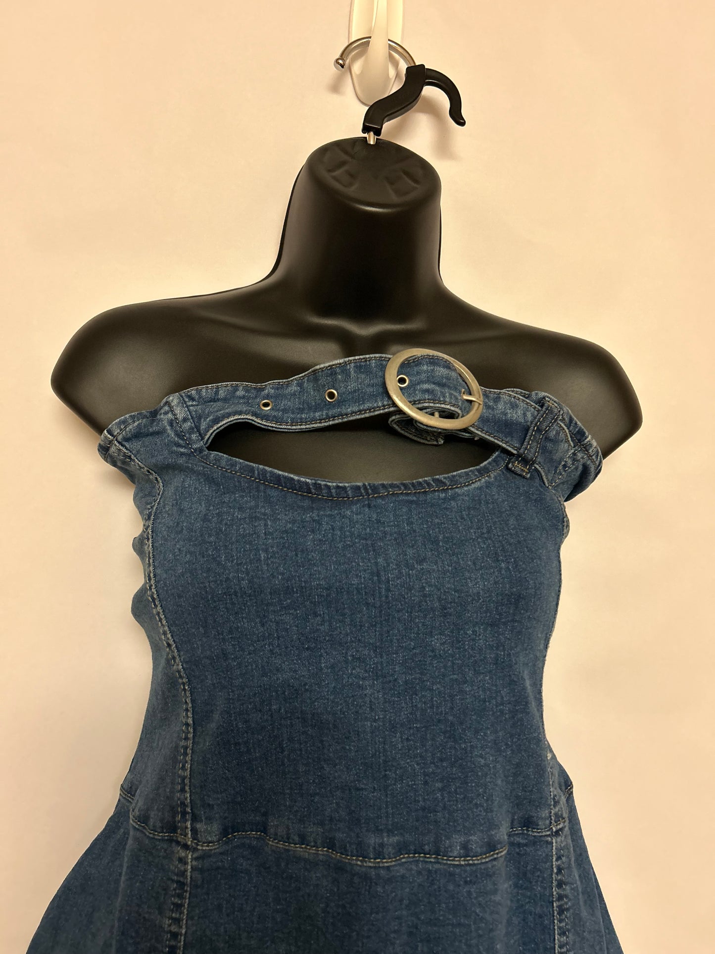 Pretty Little Thing Denim Dress 16