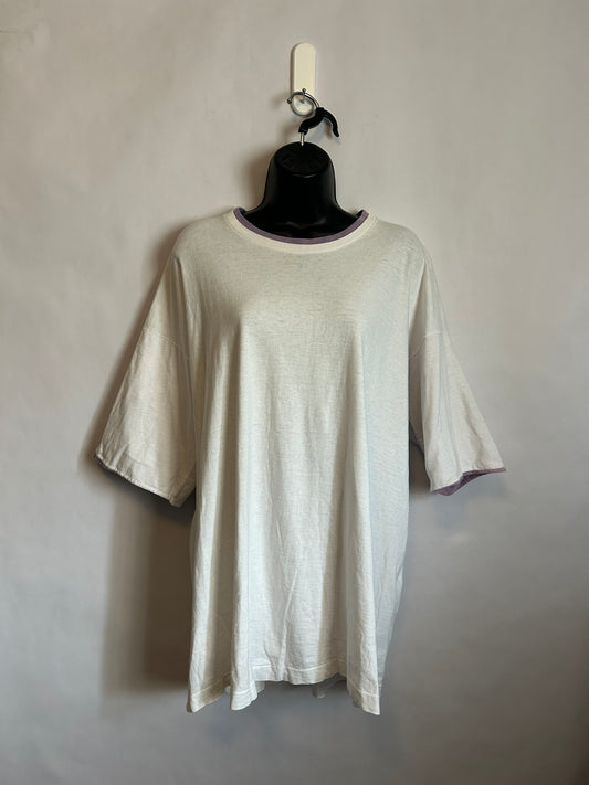 White & Purple T-Shirt XL