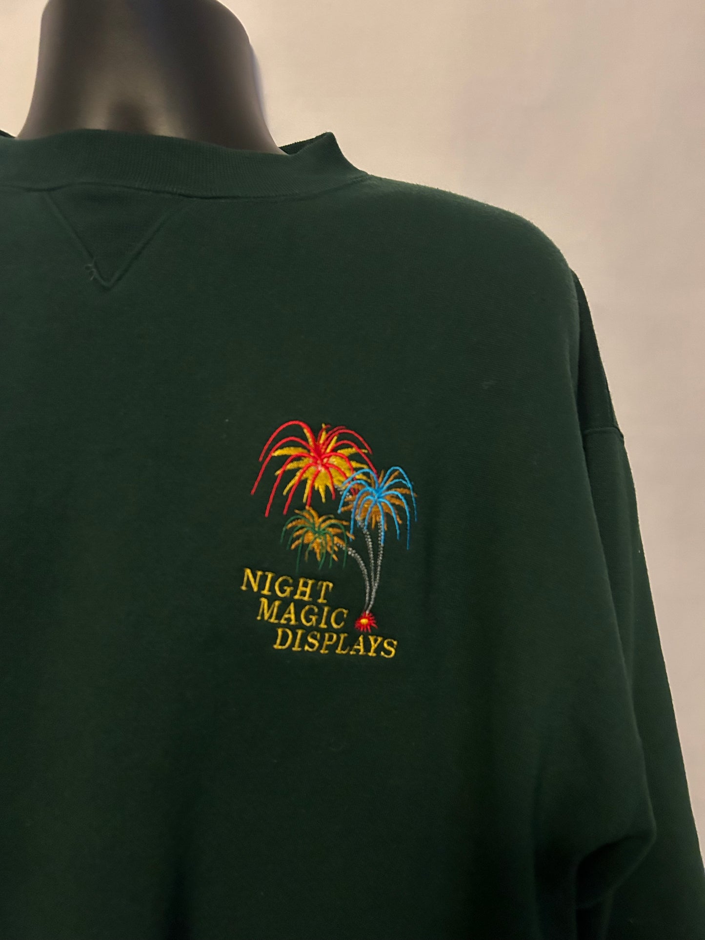 Night Magic Displays Sweatshirt XL