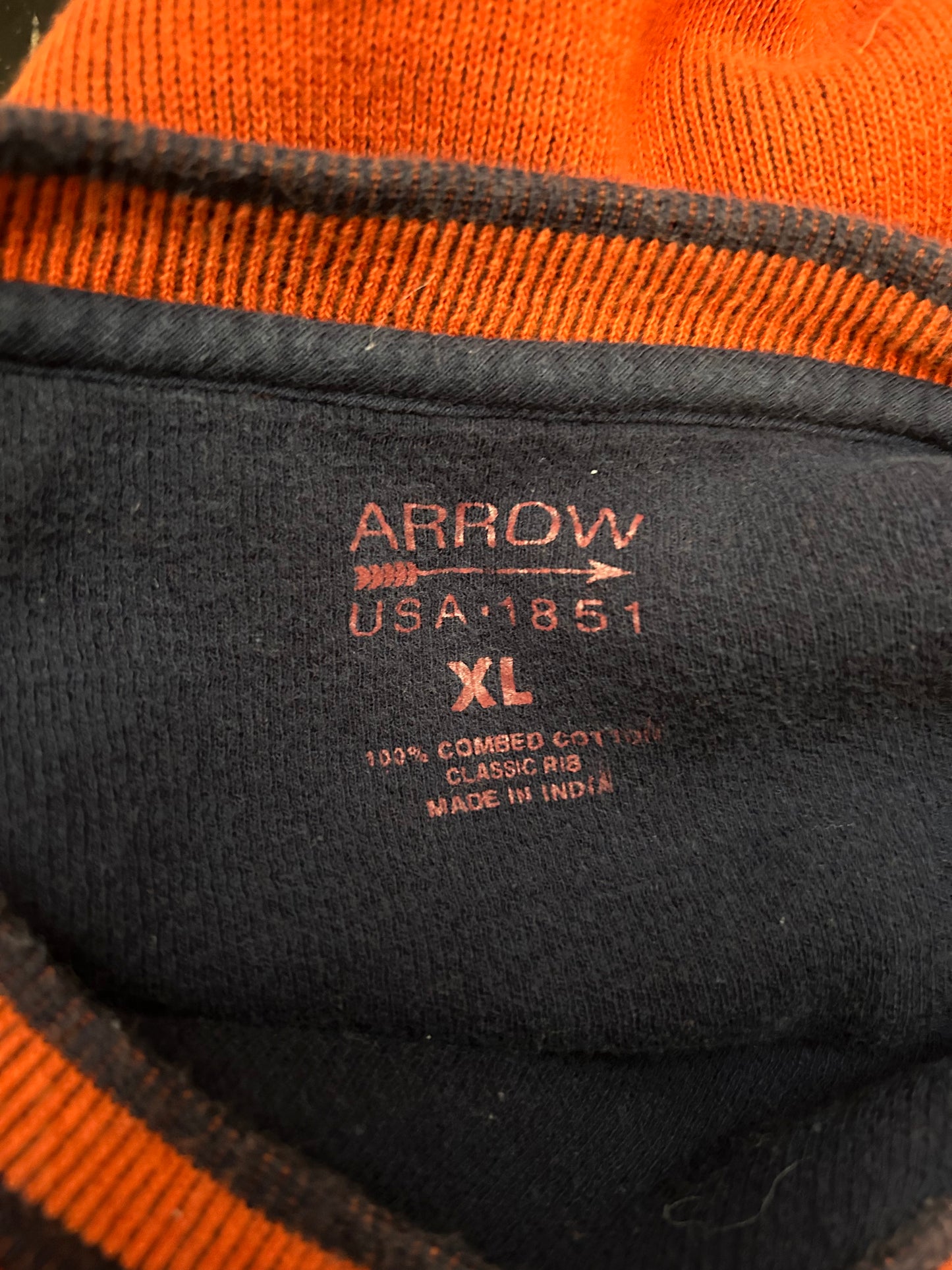 Arrow Orange Sweater XL