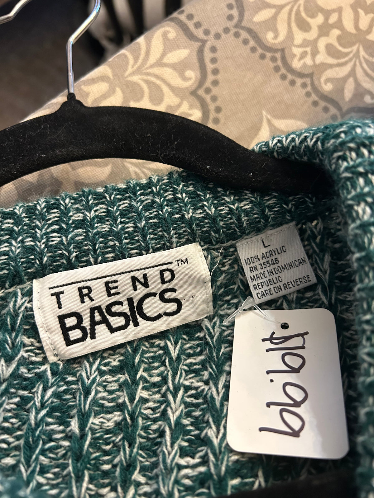 Trend Basics Green & White Blend Sweater L