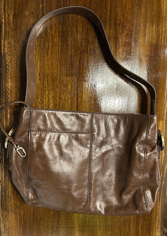 Hobo Brown Shoulder Bag Magnetic Closure Stitching Inner Pockets Classic