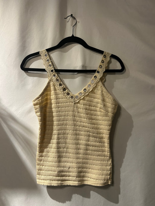 Gimmick Grommet Tank M