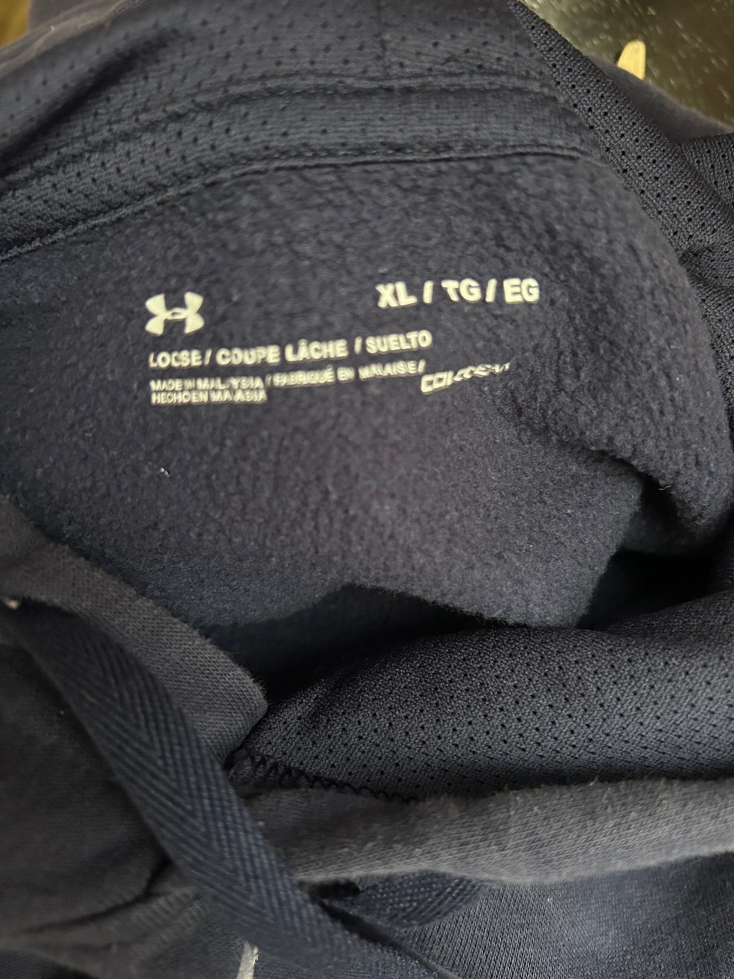 Under Armor Navy Sweatshirt XL