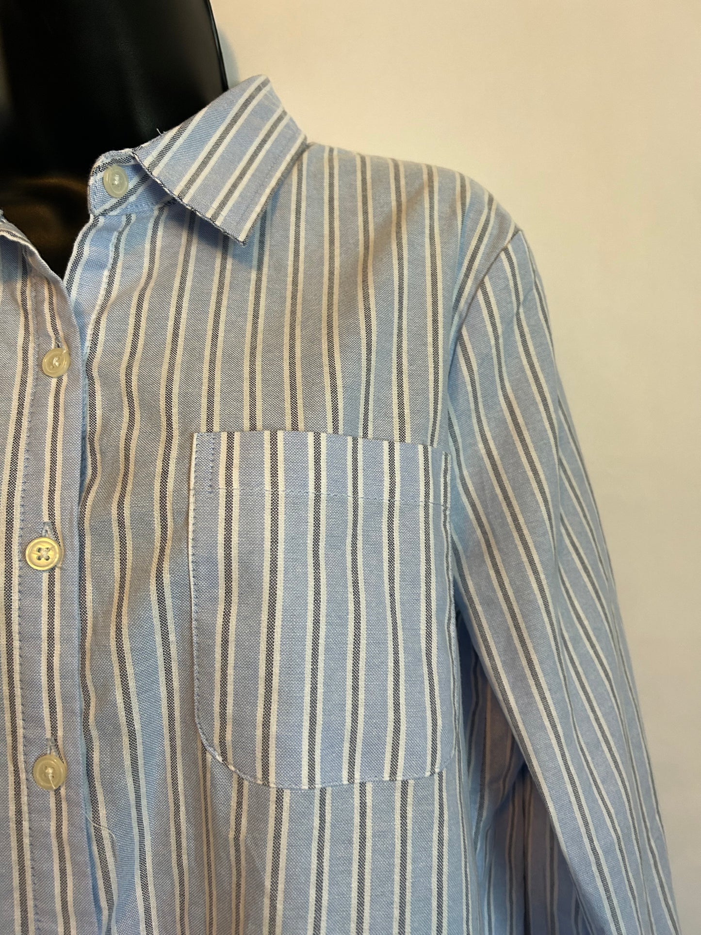 Alexander Jordan Light Blue Striped Button Up M