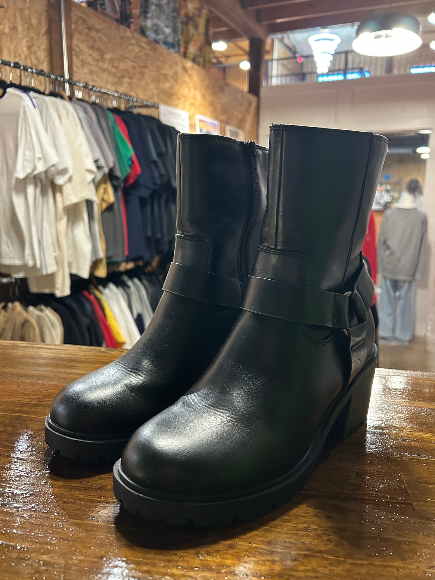 Women’s Black Boots 8.5