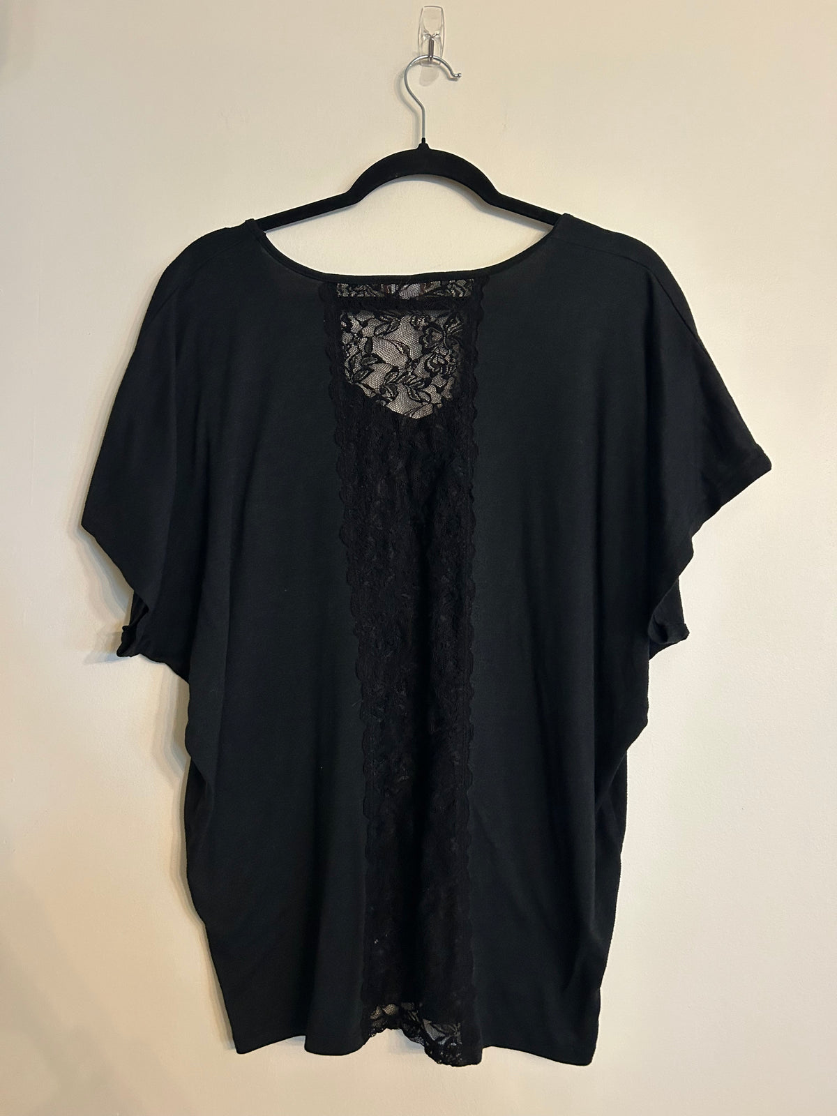 Ever Blue Symmetric Butterfly Batwing Style Black Shirt L