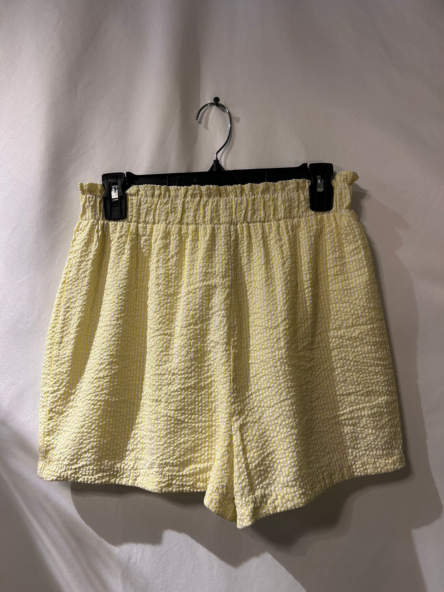 HYFVE Textured Yellow & White Striped Shorts M