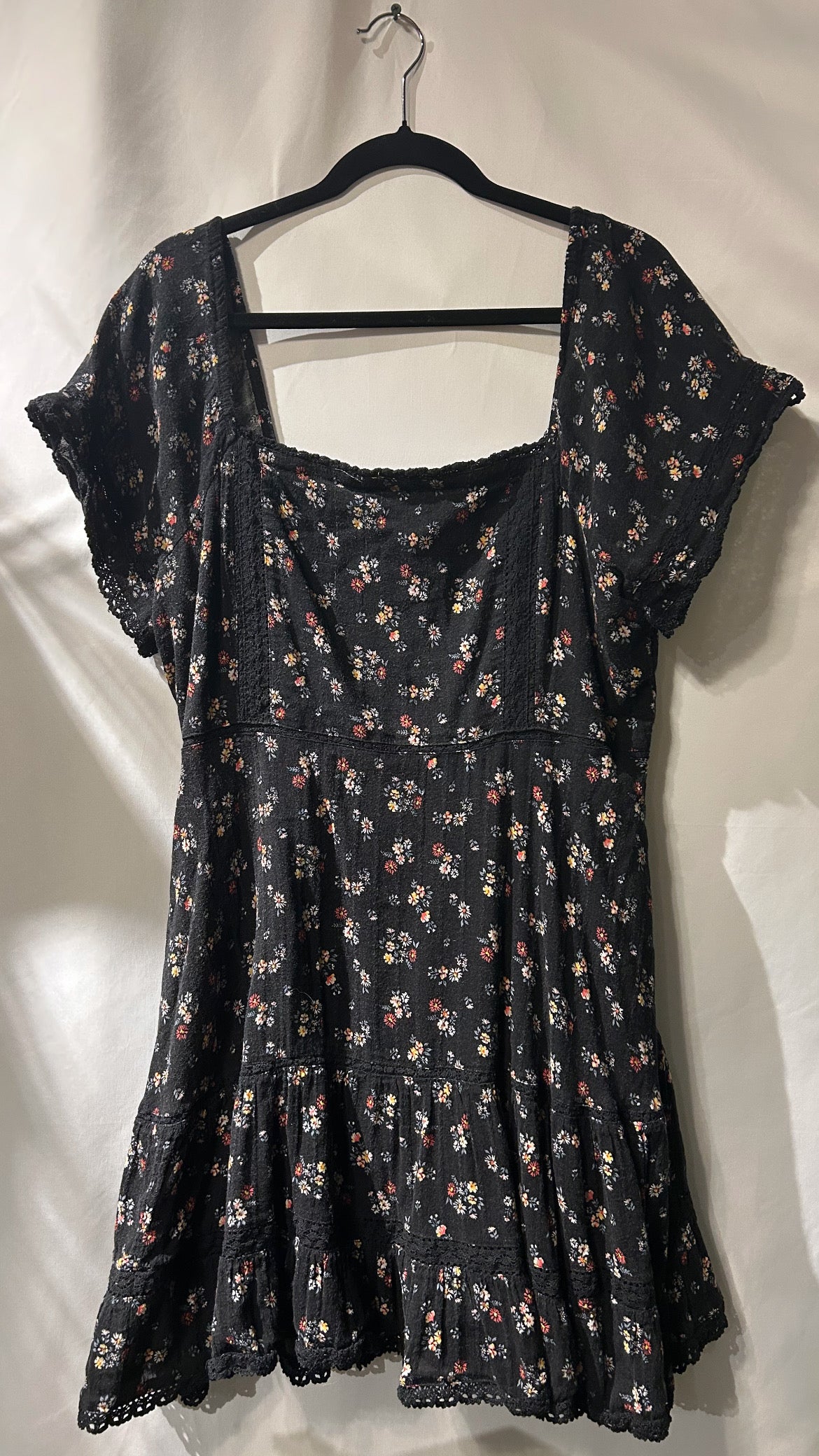 American Eagle Black Floral Dress XL