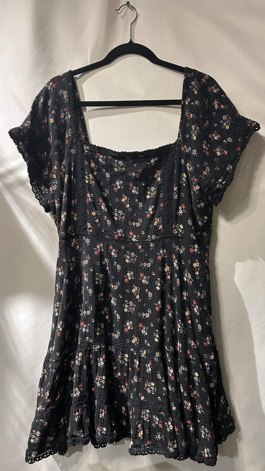 American Eagle Black Floral Dress XL