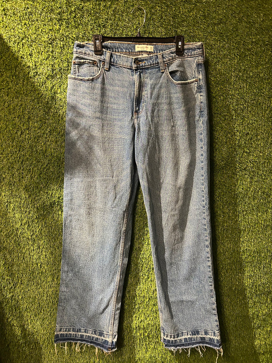 Abercrombie & Fitch Baggy Low Rise Jeans 10