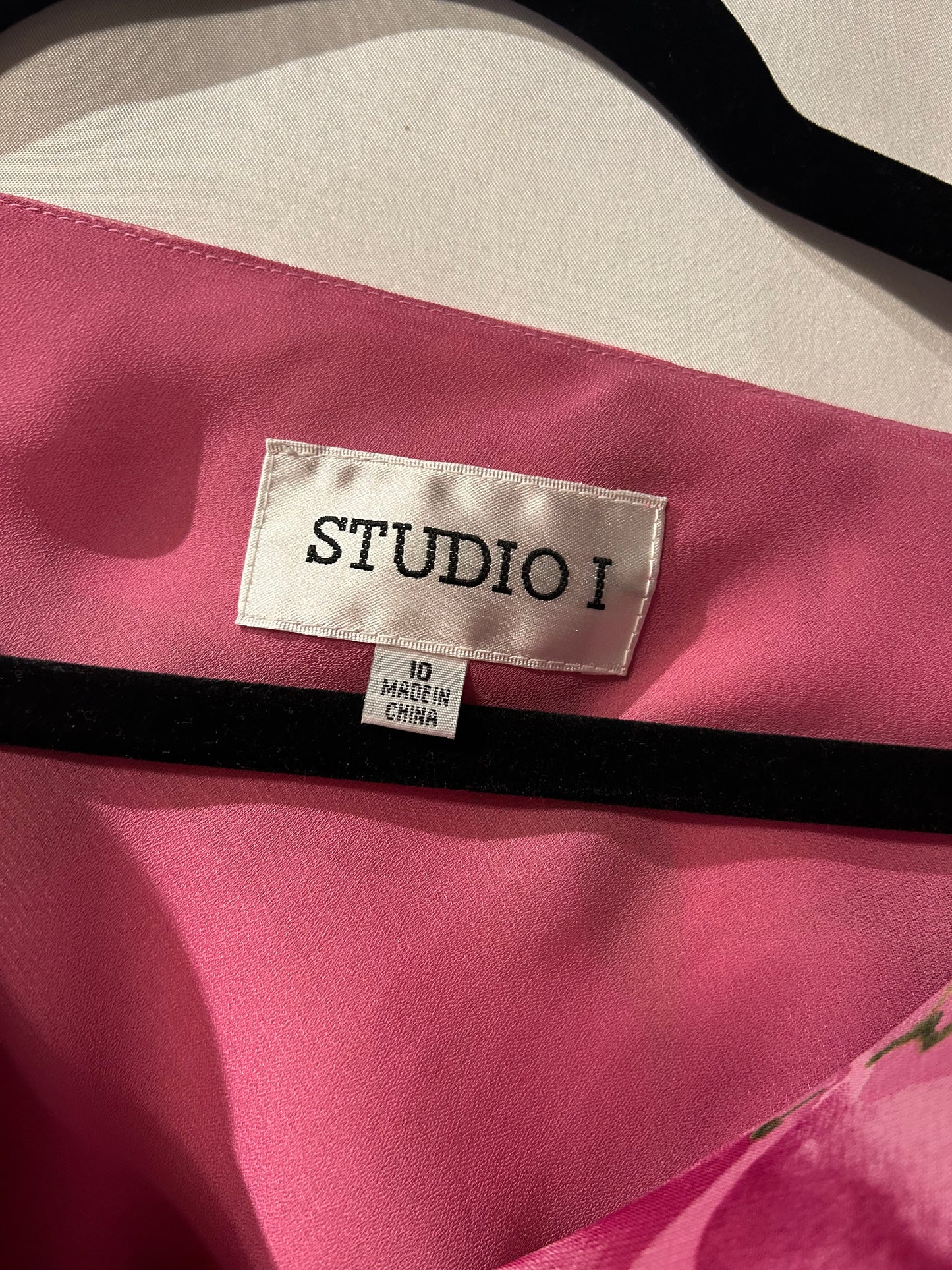 Studio I Lily T-Shirt 10