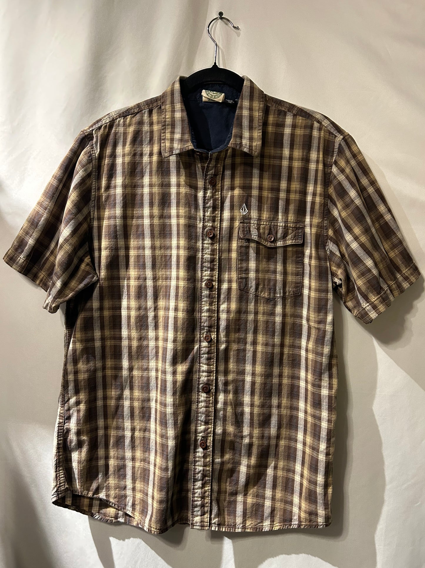 Volcom Brown Plaid Button Up L
