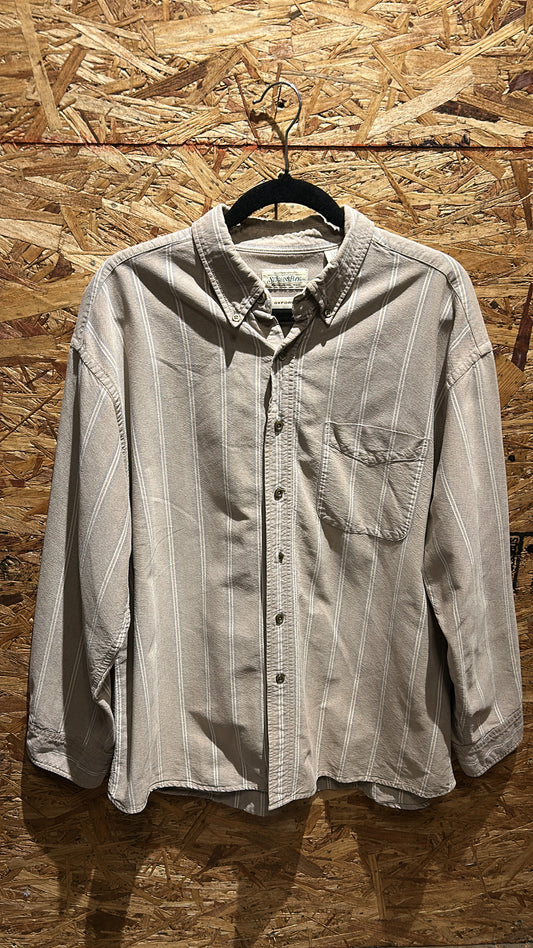 St. John’s Bay Button Up L