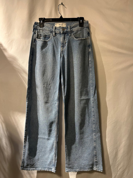 Hollister Low Rise Baggy Jeans with Bow Detail 0