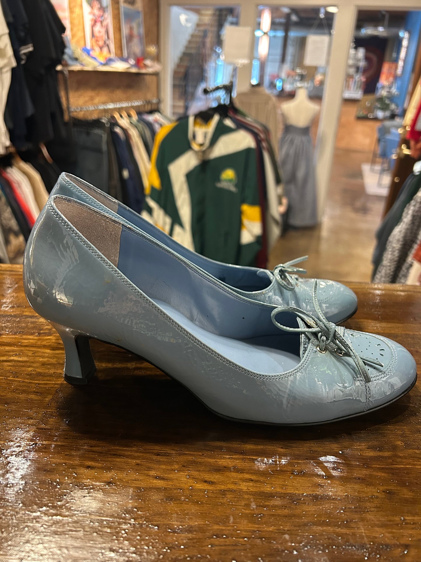 Gianni Bini Baby Blue Leather Kitten Heels with Bow Detailing